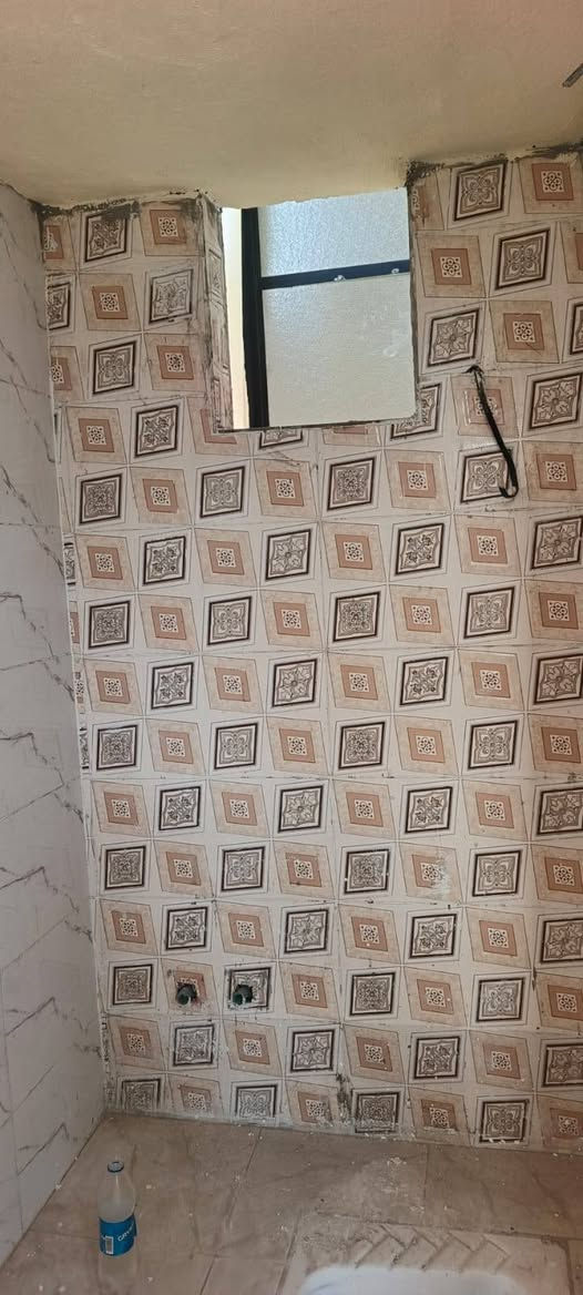 دار للبيع مساحه 50م طابقين شارع ١٠م وساحه
جديد ممسكون
الاستفسار الاتصال على الرقم *********** اوزورونا مكتب الرافدين للعقار حي الجامعه مجاور مكتبه الناسخ
