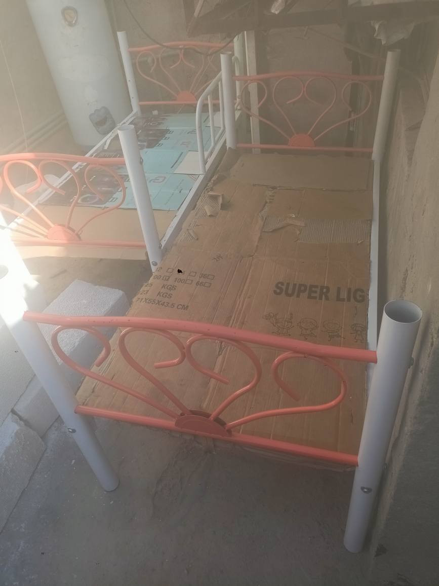 سراير اطفال عدد 2 جدد
مستعملات قليل
لتواصل ***********حسن
