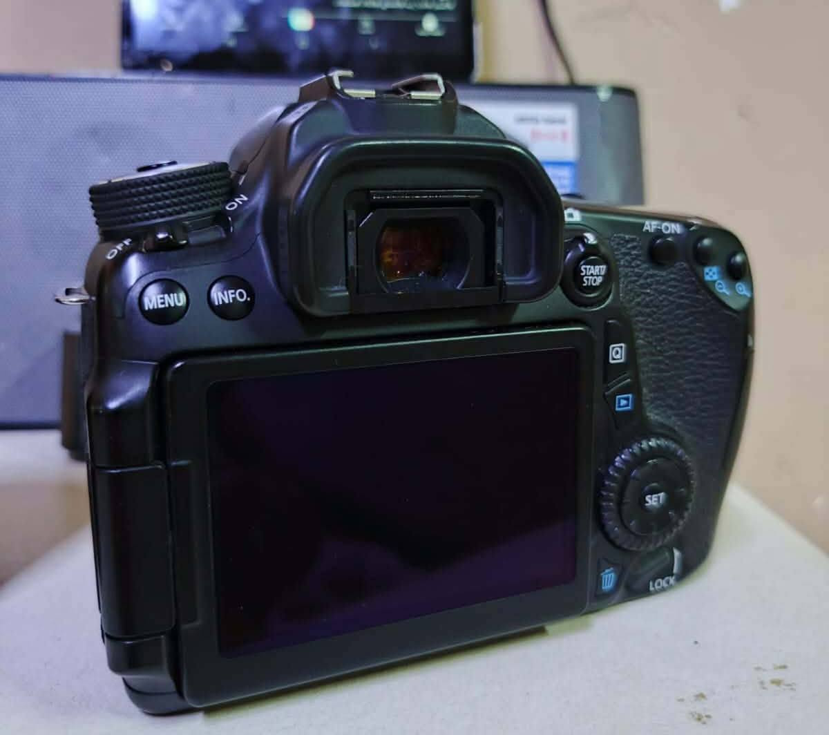 ✅السلام عليكم 📷🇮🇶
✅شباب كامره كانون 🇮🇶
✅70D 📷🇮🇶
✅شاشه قلاب 📷🇮🇶
✅بدي فقط📸🇮🇶
✅لمس 📷🇮🇶
✅واي فاي 📷🇮🇶
✅ملحقات الكامره 📷🇮🇶
✅حزام كتف 📷🇮🇶
✅شاحنه الاصليه 📷🇮🇶
✅بطاريه  📷🇮🇶
✅جنطة للكامره📷🇮🇶
✅ستفسار اكثر تفضلو 🇮🇶
✅خاص اوتصل 📷🇮🇶
✅*********** 📷🇮🇶
