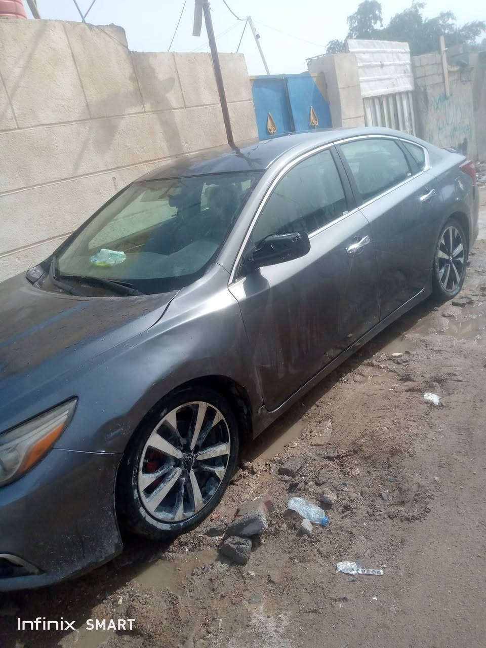 نيسان اولتيما موديل 18  لبيع ومروس حسب سياره فول مواصفات رقم بصره سعرها 95 وبيها مجال مكان بصره ***********
