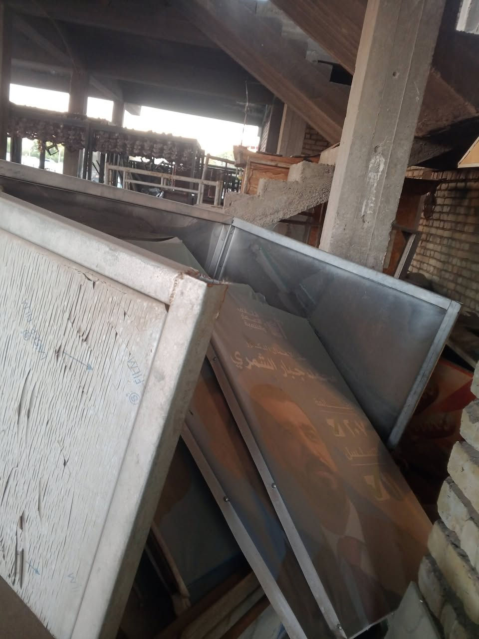 السلام عليكم شوايه دجاج على الفحم وماطور يفر الشياش المكان حي الجامعه السعر الاتصال على الرقم *********** يوجد واتساب
