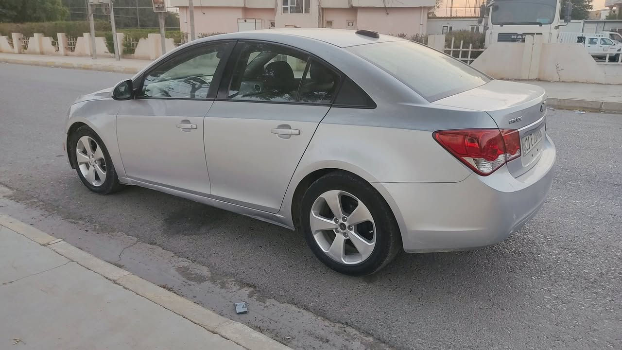 شوفرليت كروز امريكي
موديل 2016
محرك 2000 كامري.
كير اوتماتيك
رقم سليمانيه جديد وسنويه جديده باسمي سياره جاهزه بدون اي نقص 
صبغ اربع قطع
سعرها 85 وبيها مجال للشراي مكانها ديالى خانقين 
***********
