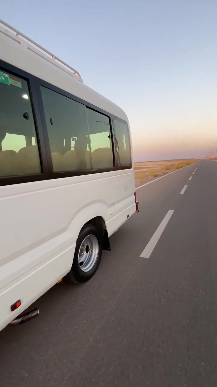 سلام عليكم كوستر للبيع موديل 2018 السياره جاهز من كل النواحي منظومت غاز 80 لتر تايرات جدد برجستون  كير محرك شرط كفاله حداديه جديد كبل اطلع لل شارع رقم انكليزي سليماني تبريد ثلج تدفئه 
لتواصل اتصال علا الرقم ***********

