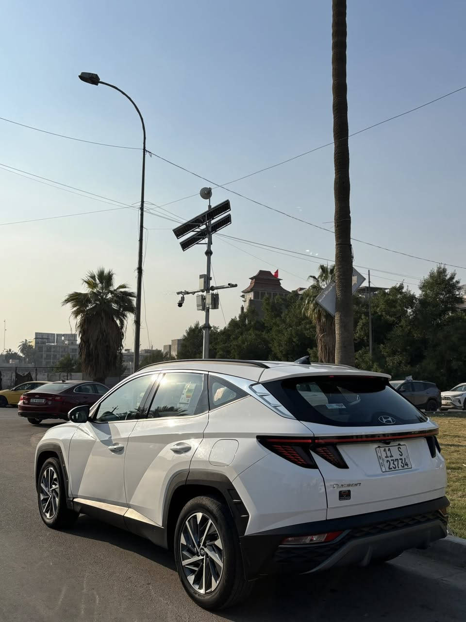 هونداي توكسان خليجي (2024) أبيض.
ضمان شركة الاولى.
 ماشية (59,000) فقط.
كفالة عامة من الحادث والصبغ والتبديل. 
بيها اربع بوارد بسيطة فقط.
سونار جديد موجود عندي.
فول مواصفات قمارة حديد.
كشن تدفئة تبريد.

رقم بغداد تحويل مباشر.
الموقع بغداد. زيونة.
السعر (208$) فقط.
للاستفسار الاتصال او مراسلة واتساب:-

***********
