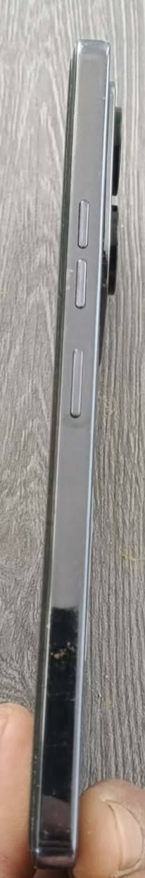 TECNO POVA 6 Pro5G
المعالج 6080 
RAM 12+6
الذاكره 256
الكامره الخلفية  108 
الاماميه 32 
البطاريه 6000 ملي امب شحن سريع 67 واط 
إصدار أندرويد 15 
الملحقات شاحن اصلي 67 واط 
كرتون كفر شفاف 
السعر 240 الف و بي مجال التواصل عل خاص


**إذا كنت صاحب هذا الإعلان وتريد حذفه لأي سبب، رجاءا أرسل رسالة إلى الدعم الفني**