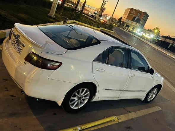 للبيع 
كامري موديل 2008 خليجي 4 سلندر 2500السياره مصبوغه حزام بيه طخات وبنيد ونصبغت حزام رقم بغداد بأسمي جاهزه تحويل 
مكان السياره بغداد الغزاليه 
السعر 82 وبيه مجال 
الاستفسار اكثر انتصل 
***********
