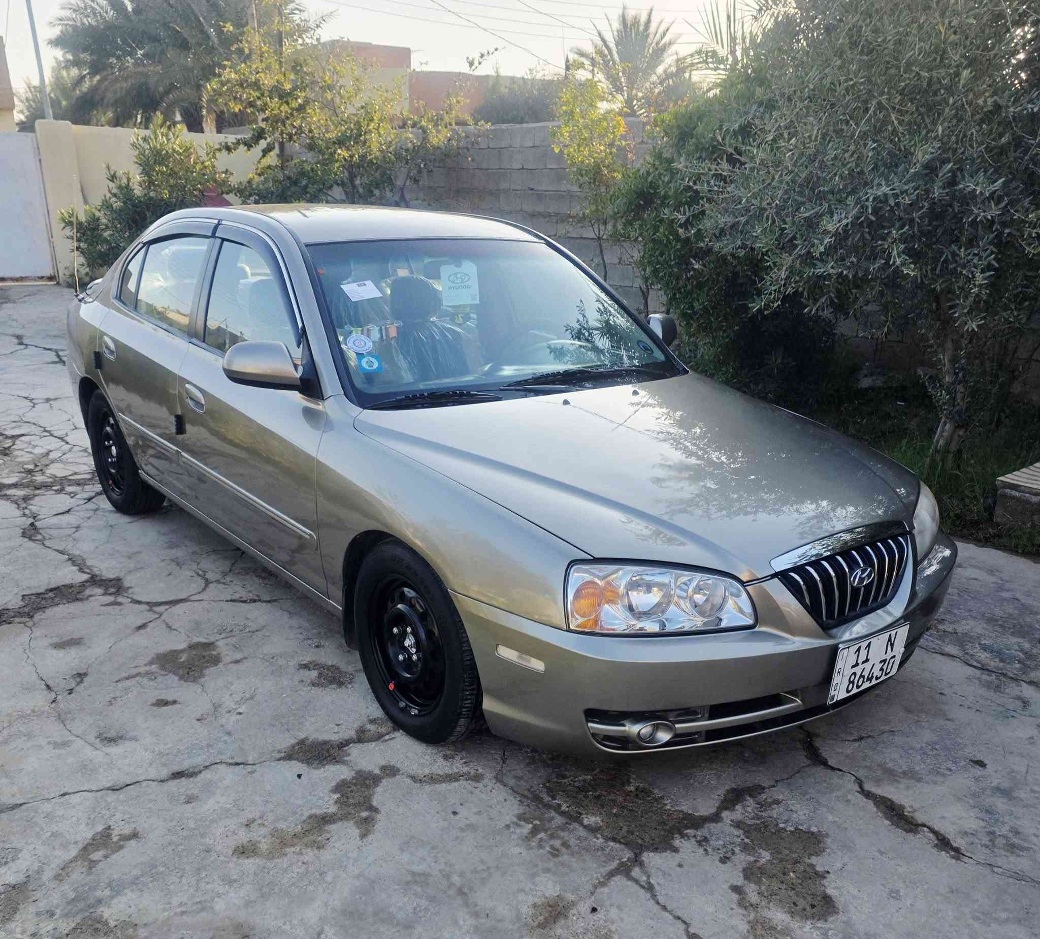 السلام عليكم النترا  رقم بغداد  موديل ٢٠٠٦   صبغ عام جماليه
مكينه كير خير من الله تبريد تدفئه حداديه دوشمه تايرات جدد سنتر لك شاشه كامره فول على الخير سعر ٧٨ وبيها مجال مكان ديالى 
《***********》《***********》
