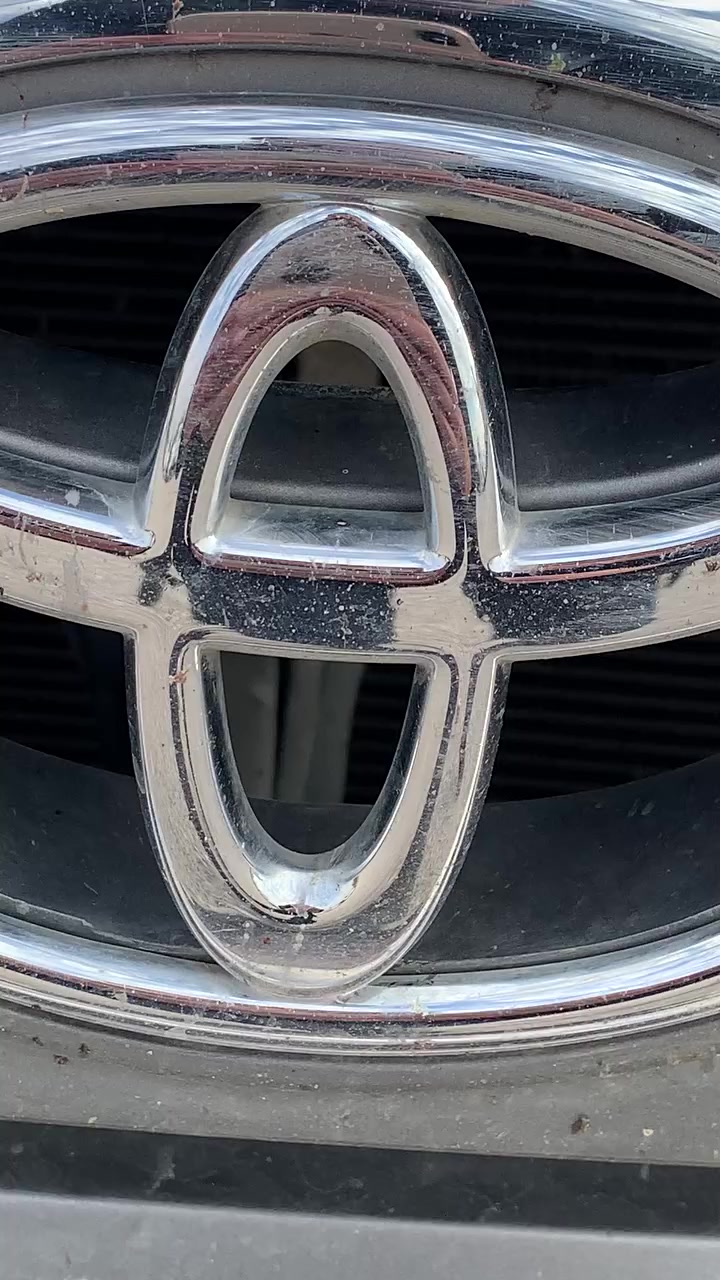 عندي  هايلوكس ٢٠١٣ سيارة رقم سنوية شيمالية ٢٠٢٩ جديد بأسمي تحويل ثاني يوم سيارة حيل نظيف ٤ تايرات جديد سيارة ١٥٠ الف ماشية حقيقي بيهة بس ٣ مكان بارد سيارة عل وضع شريكة حتا سپير مالة ما نازل ***********
