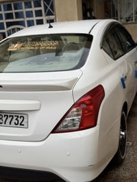 نيسان سني.  2021  السيارة مكفولة من الصبغ والمعجون ماشية 70  هندي بليت...