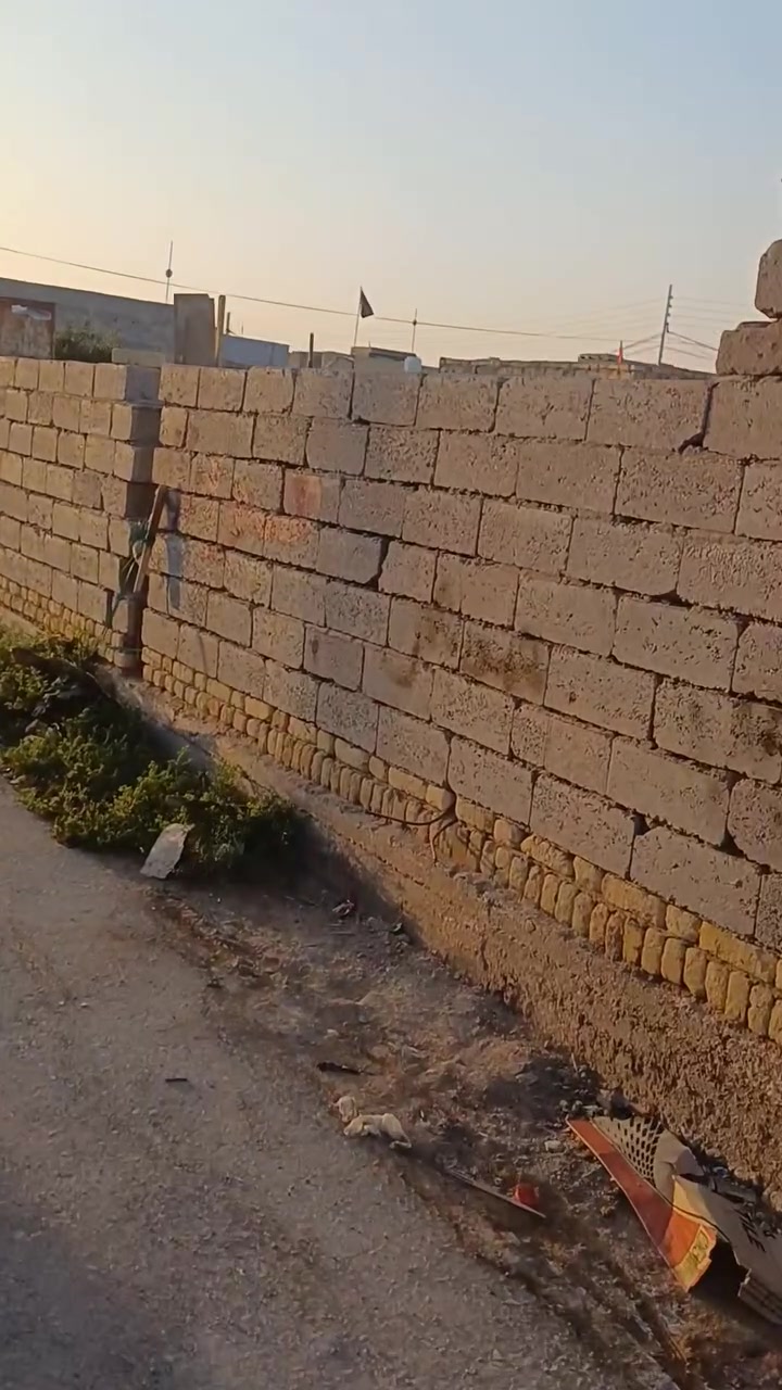 قطعه زراعي للبيع المساحه ٢٠٠م حي سيد جابر خدمات كامله ماء كهرباء مولده كيبل ضوئي للإستفسار على الرقم ***********أو مراجعه مكتب الجبل البندقيه مقابيل علوه المخضر
