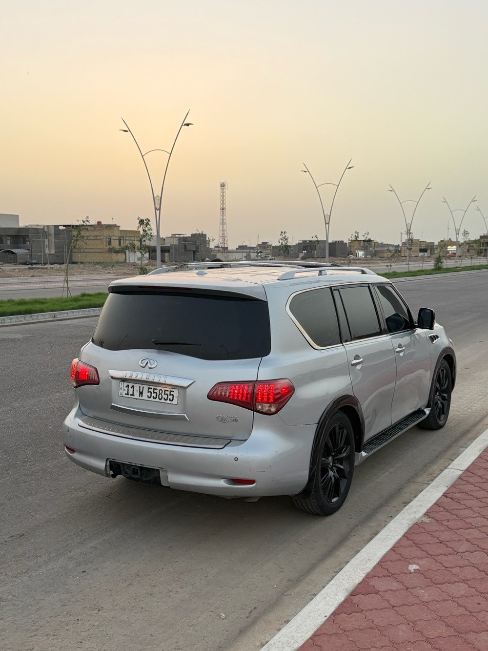 سلام عليكم
للبيع او مراوس جارجر او اوباما v6 v8 مايهم 
انفنتي qx56 2012
مكينة 5.6L v8
فول مواصفات Vip 
فتحة سقف
كشنات جلد تدفئه+تبريد
خزن ميموري
تحكم ستيرن جهتين +كهربائي+تدفئه
كشنات خلفية منفصل Vip+تدفئه
صندوك شفط
بصمة تشغيل
5 كامرات
13 سماعه من ماركة Boss
مكينه جديده
 مكينه كير كفاله
حداده 75# 
تبريد ثلج 
سياره عليه ادامه كامله من نوزلات و بلكات جدد ومجاول 
ضربته جاملغ وشبر من البنيد بدون دواخل وبيه قطعه بارد
رقم بغداد مميز تحويل ثاني يوم
السعر 156 وبيه مجال
للاستفسار ***********