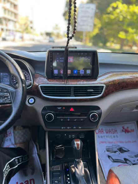 السلام عليكم توسان خليجي موديل 2020  السيارة خير من الله وكلشي موضح بالسونار مكان السيارة المنصور مجاور سهام العبيدي السعر 178 وبيه مجال للاستفسار ‭٠٧٨١ ٧٩٧ ١٧٦١‬ متوفر فقط اتصال و واتساب بغداد
