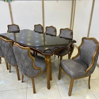 ميز طعام • طاولة سفرة