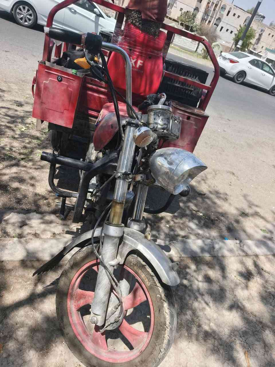 سلام عليكم ستوته تايكر للبيع موديل 16 سعر 650بيهة مجال شراي اتصل ***********
