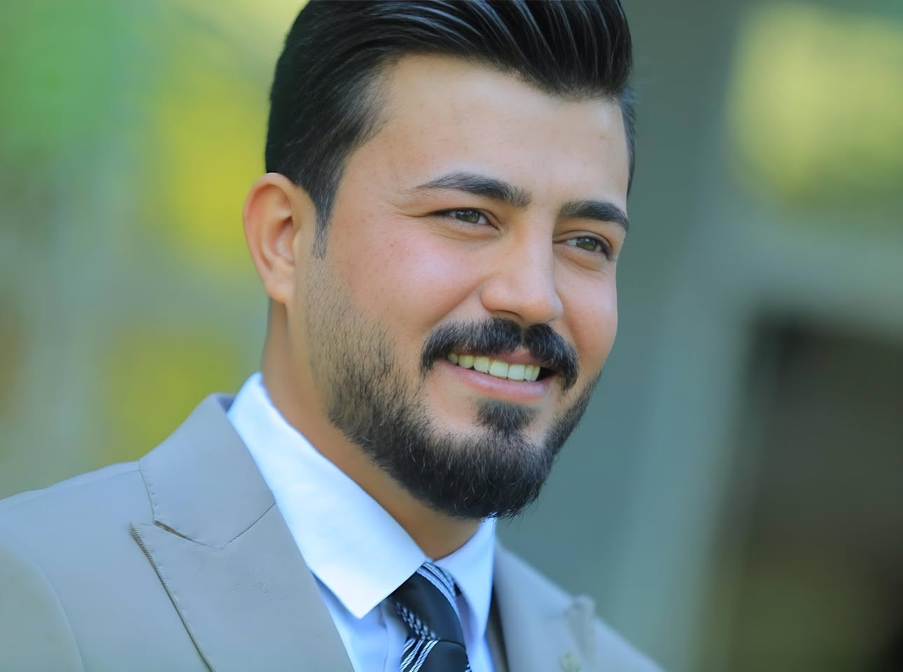 #خـــطوبة_الحبيب_عـــــــــلـــــي_حـــمــــــــزة👰🏼🤵‍♂️

♦️ وثـــق أجمل أيام العمر * لحضاتك ويانة غير شكل ♦️

#فن_التصوير :- نـــــــمير مــــــحمد 

༺༺༺༺༺༺༺༻༻༻༻༻༻༻
🟣 للحجز والأستفسار عن كافة الأعمال يرجى   مراسلة الصفحة أو الأتصال على الأرقام التالية       

*********** 📲-
  
#الأبداع_والتمييز_عنواننا

☺️💓 #ستوديو_فـــن_التصوير🤗❤
