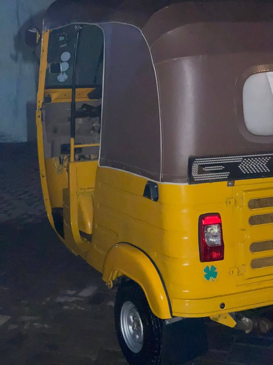 لبيع مديل ١٨
رقمي ***********
