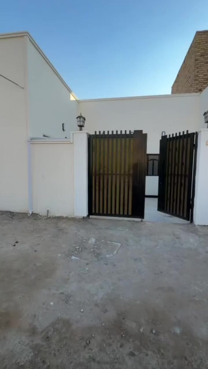 #دار_سكن_للبيع__بناء_جديد_السعر19مليون_وبي_مجال
مطلوب 100مليون اسكان 
العنوان 📍 حي الزيتون ع شارع عشرين 
المساحه 100م مربع 
يحتوي ع غرفه وصاله ومطبخ وصحيات وستقبال وكراج سياره وصطح 
 #للاستفسار 
او مراسله الصفحة أو واتساب او الاتصال ع الأرقام التأليه 
   ***********
https://wa.me/message/54I3LYHRG7YFG1
#العفلوگي_للعقار_اكبر_بيج_عقارات_في_الديوانية
#بيت #دار #عقار #ارض #الديوانية
