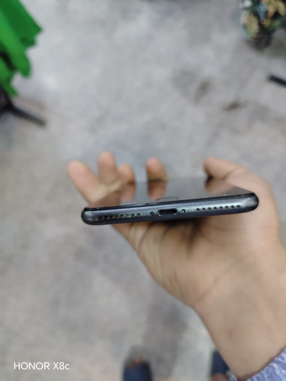 ايفون 8بلاص بلادي
ذاكره 64 ….

بطاريه 75 بلاديه بشرط ماتصرف 

شاشه 3طوبات بلادي شرط الحاسبه

الجهاز مبدل بس كلاس يعني الجام اما الباقي بلادي ومامفتوح بشرط كله بلادي وشرط الحسابه

كامرات دمعه حيل حيل حلوات اماميه +خلفيه 

جهاز حيل نضيف كله لوك

سعره 130 الف وبيها مجال لـ شراي 

عنواني كركوك تسعين 

***********
