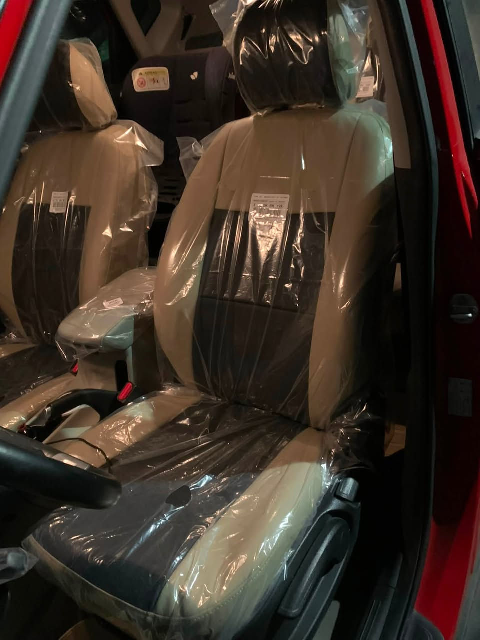 🚗 للبيع – كيا صول (Kia Soul) 2020
✅ الموديل: 2020
✅ الوارد: خليجي
✅ المحرك: 2000 سي سي
✅ اللون: أحمر
✅ الممشى: 25,000 كم فقط

بيه فقط بالدعاميه هذه الطعجه بالرصيف ومبينه بالصوره 🚗 للبيع – كيا صول (Kia Soul) 2020

السيارة استخدام شخصي، ممشاها قليل جداً، والمحرك والأداء بحالة ممتازة، جاهزة للفحص والمعاينة.

📍 للاستفسار أو التواصل: (***********)

السعر: (145 ورقه ) – مكان السياره بغداد ( الكرخ ) .
