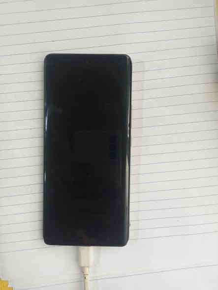 هونر 50 نضيف بمعنة الكلمة
يكنك سيم كارد فقط بي مشكلة بالواي فاي يكنك سيم كارد فقط بس الواي فاي بي مشكلة
السعر 75 الف 
 العنوان بغداد الجديدة ***********
