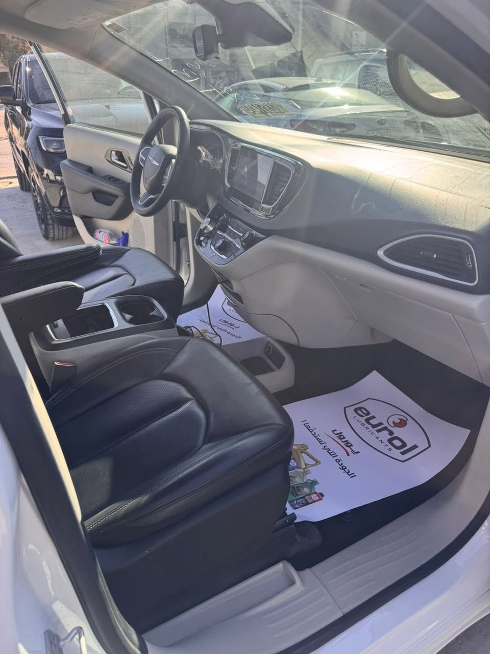 السلام عليكم باسفيكا تورنك 
للبيع موديل 2023
صور الحادث موجوده بل منشور 
مبدل دشبول ودركه واحزمه يعني سستم راجع مومصلح 
بدون رقم مكاني بغداد 
انصبغ البنيد شويه على كدر التصليح هوه وجاملغ 
رقم التلفون *********** 
السعر 230 وبيه مجال قليل
