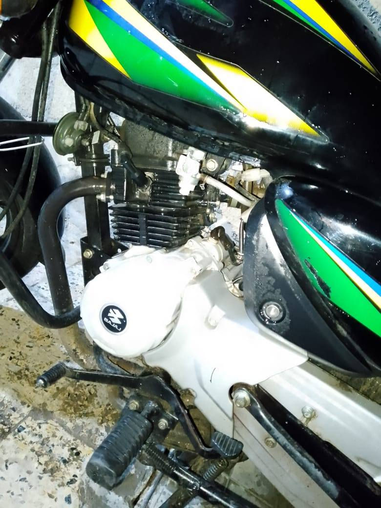 السلام عليكم
دراجه بوكسر موديل 22 نازله ب23 مشروع وطني تحويل ثاني يوم 

لوحات كامله بس بعدني مارايح جايبهن  بس تحول يشدولك الأرقام الدراجه مكفوله كفاله عامه ماتذب عليهاا شي مرتبه وجاهزة تايرات كهربائيات أشاير كامله

السـعـر2.200
وبيها مجال شويه

العنوان بغداد حي الجهاد 

رقم الهاتف ***********
