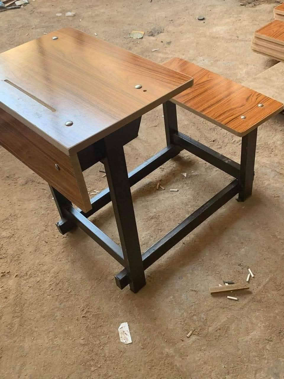 يتوفر لدينا رحلات ذات مقعد واحد مقعدين  مصاطب وصبورات تجهيز كافه معاهد و المدارس و منتزهات ب الاسعار الجملة للتواصل *********** أو عن طريق الفيس.
