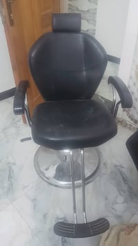كراسي حلاقة • ٢ قطع • ابو غريب