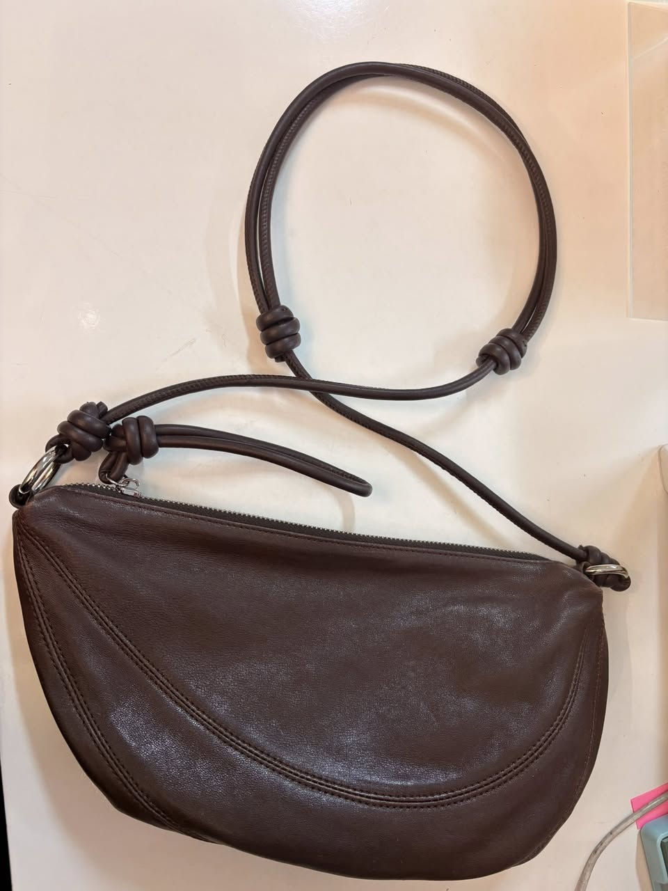 متوفر عدي حقائب براند prada  و Fendi مستعملات بعدهم بحالتهم الاصلية


**إذا كنت صاحب هذا الإعلان وتريد حذفه لأي سبب، رجاءا أرسل رسالة إلى الدعم الفني**