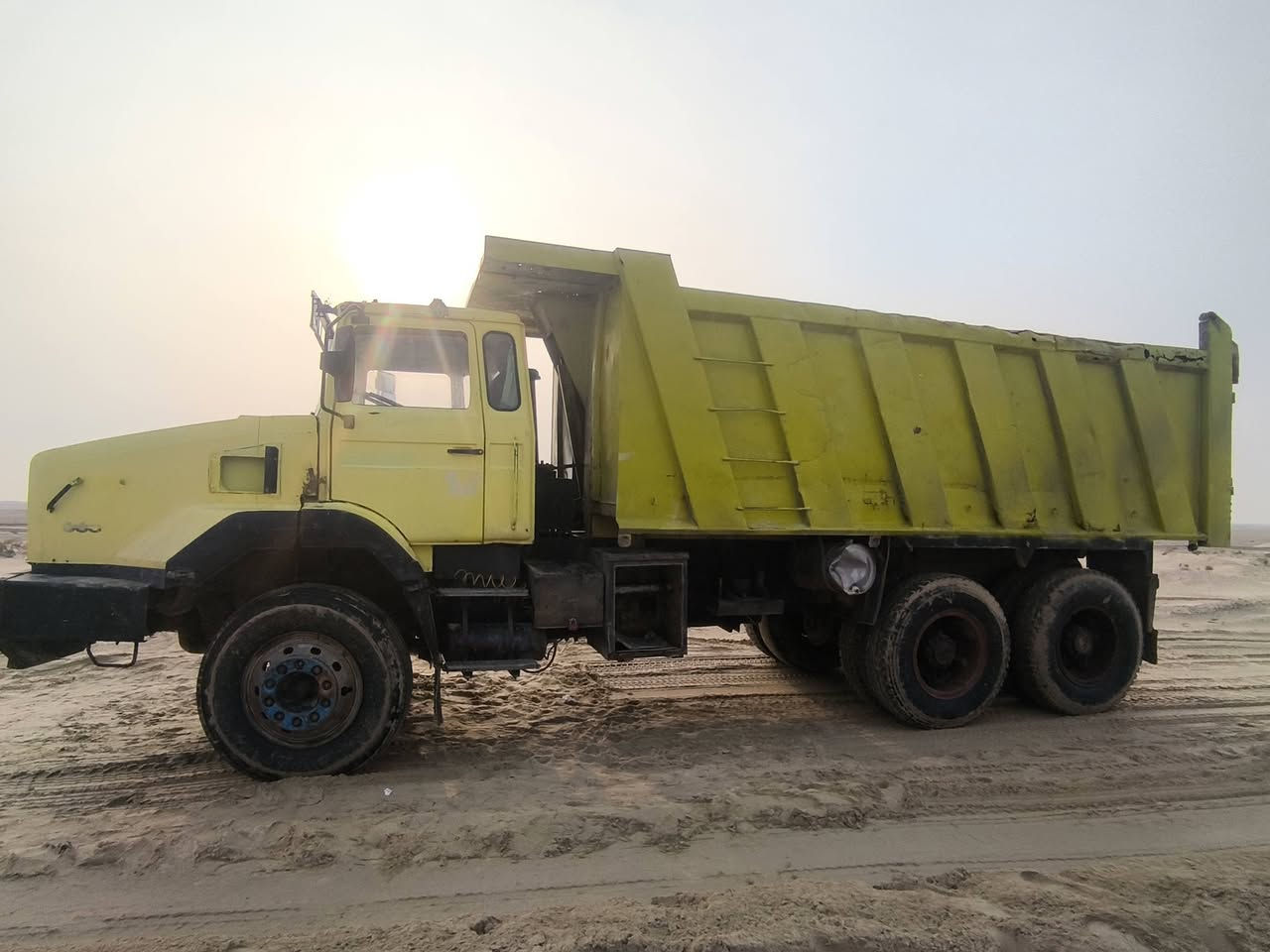 رينوو موديل 93 جاهزه للشغل 
تواير كامله جديده سنويه لل2030
مكان السماوه المملحه السعر 17 وبيه مجال 
للتواصل ‏‪0783 341 0997‬‏
