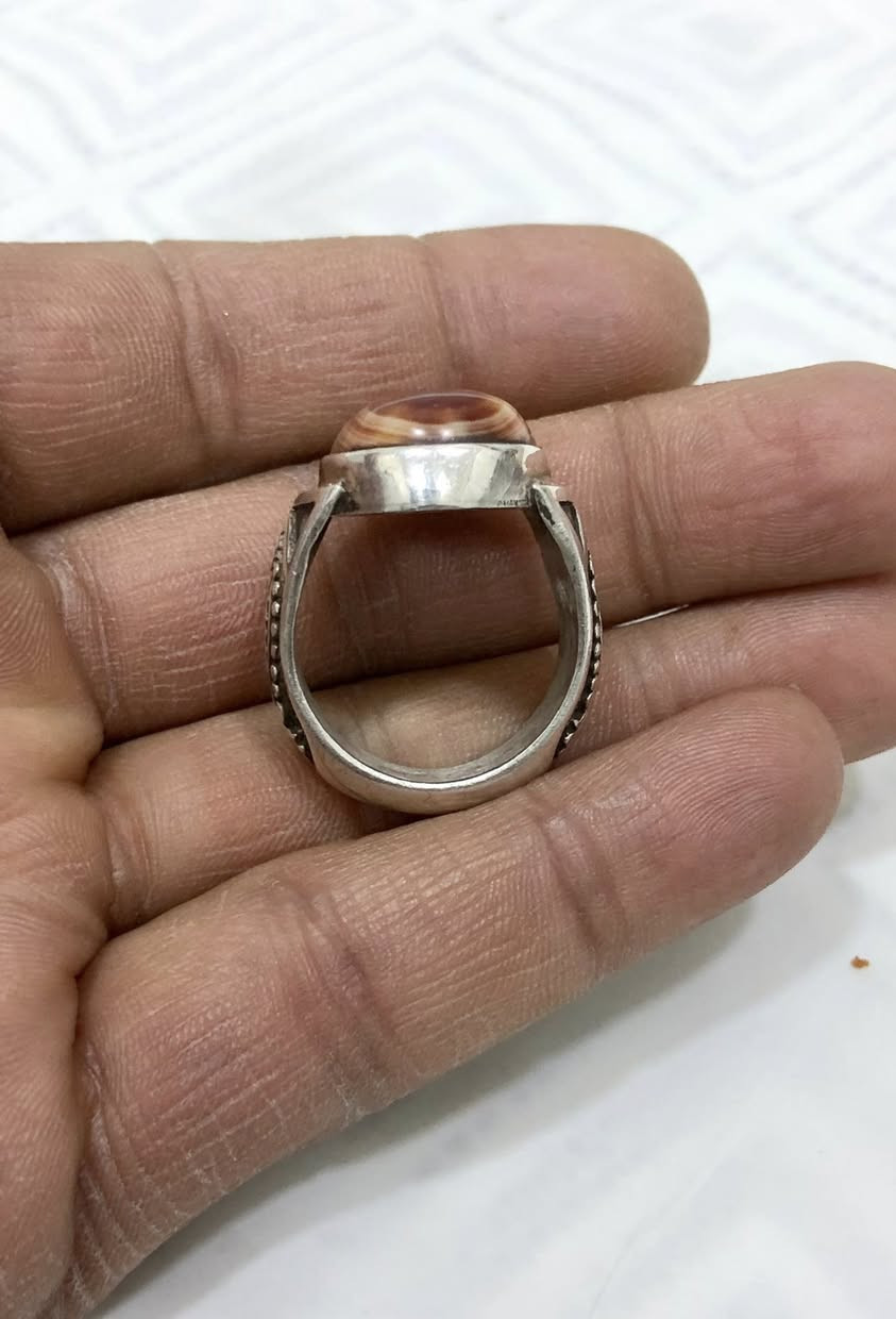 يا الله خاتم بحجر سليماني عينين مختلف بصياغة يدوية ثكيلة قياس 23 للبيع فقط يوجد توصيل


**إذا كنت صاحب هذا الإعلان وتريد حذفه لأي سبب، رجاءا أرسل رسالة إلى الدعم الفني**