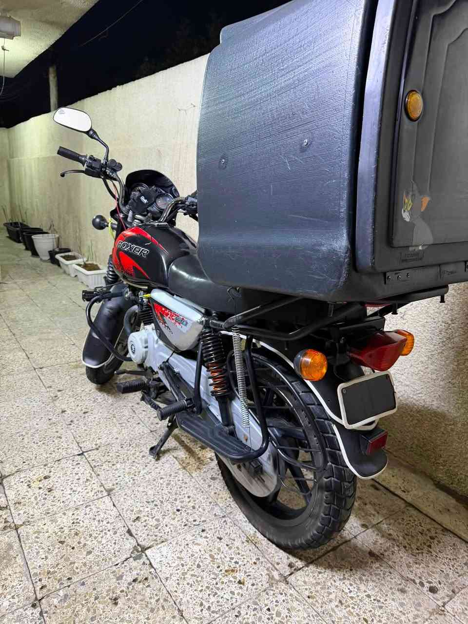 بوكسر موديل23 دراجه نضيفه رايده 1100
مليون وميه وبيه مجال مكاني بغداد 

اتصال ‭***********‬
