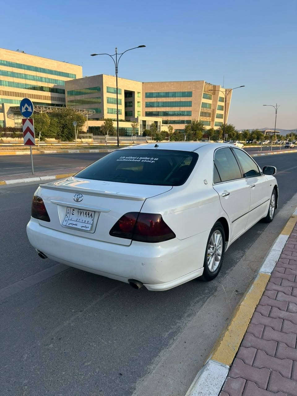 بەناوی خوای گەورە
شاهینە بڕاوە سپۆرت 4 دوگومە 2005
قێشی کراوە بە ٢٠٠٧
 سپی ناو ڕەش جڵدو هیتەر
٤ کوشن کارەبا سەلاجەو مەرکەزی 
فولی بێ سڵایت هەمو گیانی وەک شوشە وایە
نمونەیە لە جوانی بێ تەقەو ڕەقە بێ مەسروف 
کۆدی بۆ کراوە بە ناوی خۆمانەوەیە بە شەرت
سیعری 54 گەڵاو یەک تۆز مامەڵە
نامە بۆ من مەنێرن و جوابی کۆمێنت نادەمەوە
ئەوە ڕەقەمی خاوەنیەتی لەگەڵ ڕێزم
***********
سلێمانی
