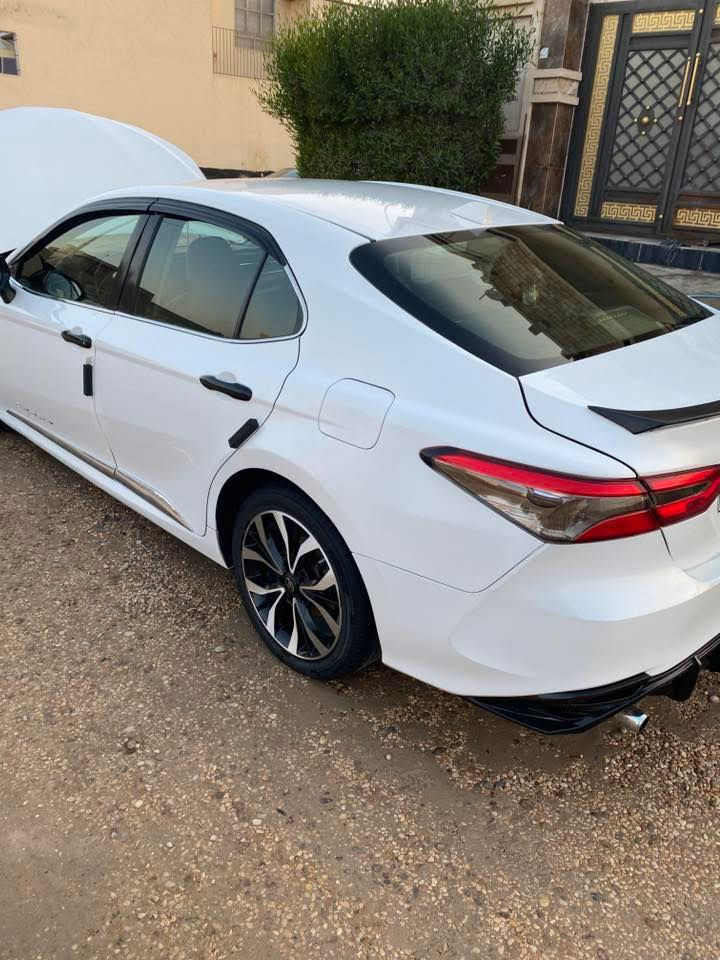 كامري تكسي دبي موديل 18 معلاية 23 رقم بغداد بأسمي ماشية 90 الف كم صبغ عام تغير لون سيارة مكانها فلوجة السعر 135$وبيها مجال للاتصال ***********
