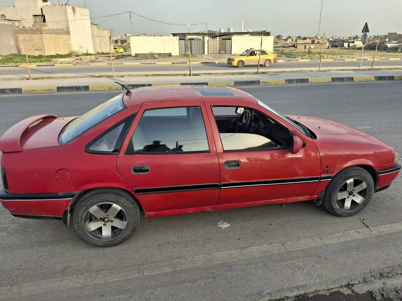 فكتره حجم ٢٠موديل ٩١ كير محرك كابون شرط بدون ضرر طخم تاريرات باتري جديد ويل كب مكان السياره حي السماح قرب محطة المشاعل مكلف بل نشر السعر 37 وبيها مجال
***********
