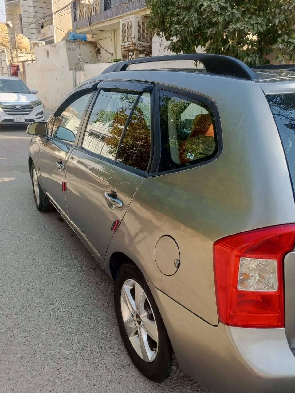 سلام عليكم ورحمة الله وبركاته   سياره للبيع 
نوع كيا ريندو رقم لسياره ديالى انكليزي  تحويل ثاني يوم مكينه 2400 سيارة خير من الله مكفوله كير ومكينه مصبوغه احزام اثر ضربه بل جاملغ لامامي لسعر 100 $ 
رقمي ***********
