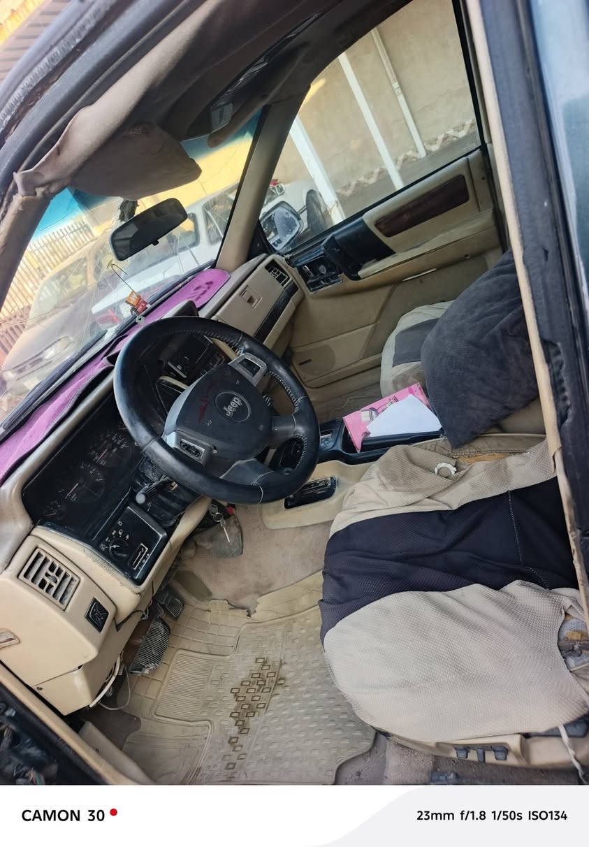 جيب موديل 93 محرك وكير بطه  2ونص المرغوب تخم تاير سنويه ال28 
سعر 25ورقه وبيه مجال قليل
المكان الانبار الكرمه


**إذا كنت صاحب هذا الإعلان وتريد حذفه لأي سبب، رجاءا أرسل رسالة إلى الدعم الفني**
