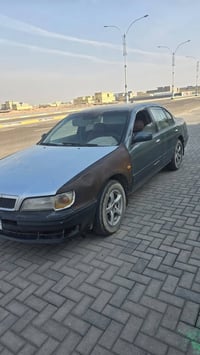 نيسان مكسيما بلاد موديل 98 كهربائيات شغاله مكينه وكير خير من الله عوزه...