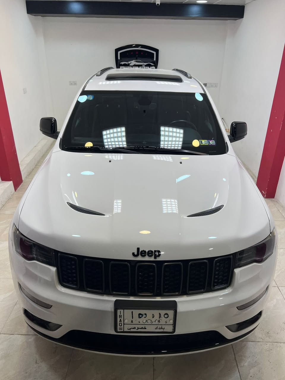 جيب لمتدد اكس 2022 
فول مواصفات عدا الرادار 
مقاعد جلد 
فتحة سقف 
فور ويل 
شاشة كبير 
ماشية ٨٤ الف كيلو متر
رقم بغداد بأسمي 
بجم كبس بدون ايرباك صور الحادث مرفقة 
السيارة نظيفة كلش ومابيهة اي نقص 
السعر 260$ 
للتواصل ***********
