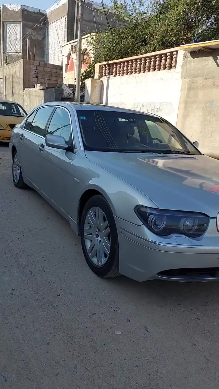 سلام عليكم بي ام 2003 باخره 730 6 لسندر N52 مسكر دبل فانوس محرك فقط لاستيك ولف يعني تنقص سيارة يحتاجله صبق عام  باقي سيارة جاهزه بسمي تحويل ثاني يوم سعر 85 
او مراوس مكاني البصرة زبير رقم لهاتف ***********
