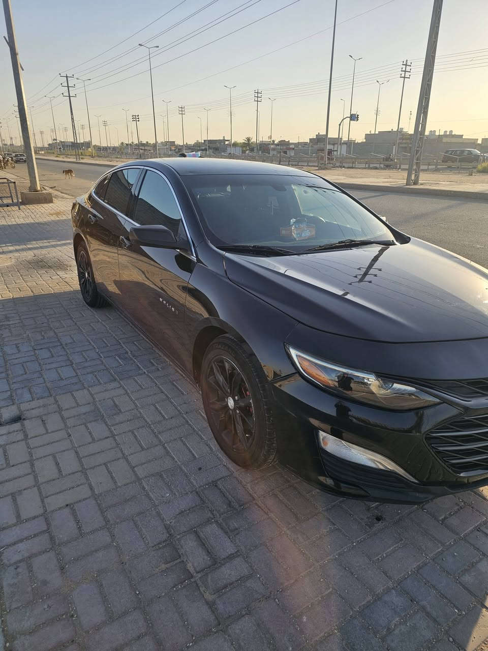 السلام عليكم....
ماليبو ١٩ رقم بغداد
محرك 1500تيربو 
دخول السياره كلين من امريكا 
بل عراق صاربيها حادث بدون داخل ٣ قطع صبغ بدون تبديل 
السياره ادامه كامله 
حداديه ٩٠ %
نظافة المحرك ٨٠%
نظافة الكير ٩٠ %
داخلها نظيف ١٠٠ % ادامة الغرفه واغسلها 
السعر ١٠٠ وبيها مجال 
*********** بيع او مراوس
