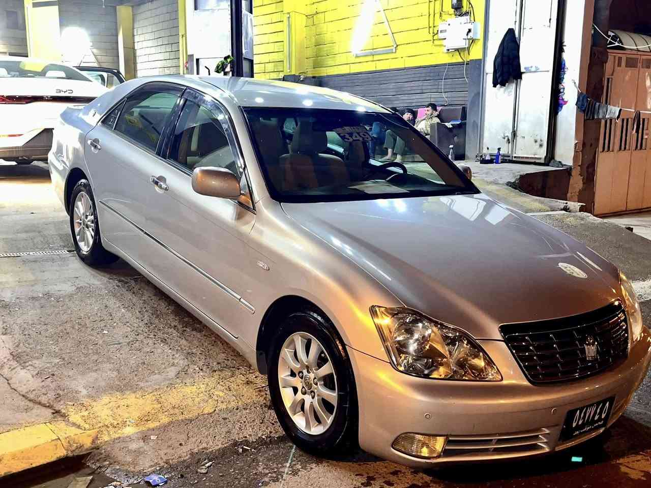 مۆدیل ٢٠٠٧
گەورە  بة گةورة بی دوکەل 44 km هەقیقی ساج مەلەکی  بی بۆیاخە شاشە و کامیرایە بەسمە رەساسیە  دوو کوشن کارەباو پێشو دوا حاسە ٥ بەسمەیە و جام کارەبایی و جام ئۆتۆیە و تەبرید مرکزی و سوکان ڤۆلیۆم و تعدید سرعە و سوکان مچموعە لیکسز و زۆر مواسفاتی تر..!
سەیارەکە نموونەیە لە جوانی و پاکی و تازە داخڵە و کامل مەسروف کراوە
ناو سنوق کاملە 
(براوەیە) و تازە داخڵە
گیر و مەکینە و کارەبایی و تەقە و رەقە و تندو تۆلی بەشەرت
دوکەڵ و بوخار و سەرف و چەوری بەشەرت
٤ تایە ویلی لۆکی یابانی لە  ژێرە
پیش و دوای کەپسە سەقف و چواردەوری شوشەییە ماشااللە
دەعم و لیدراوی بەشەرت
هەموو گیانی لەسەر دەقی بیلادی ماوەتەوە
ناو دەری سەیارەکە زۆر جوان و پاک ماوەتەوە 
ماڵی دۆستە و دیناریک مەسرەفی نیە
بۆ عەیب و عار پرسیار مەکە.!
شوین// هەڵەبجەی شەهید
كؤرةك ***********
ئاسیا ***********

واتساب و تیلگرام و ڤایبەری لەسەرە.!
