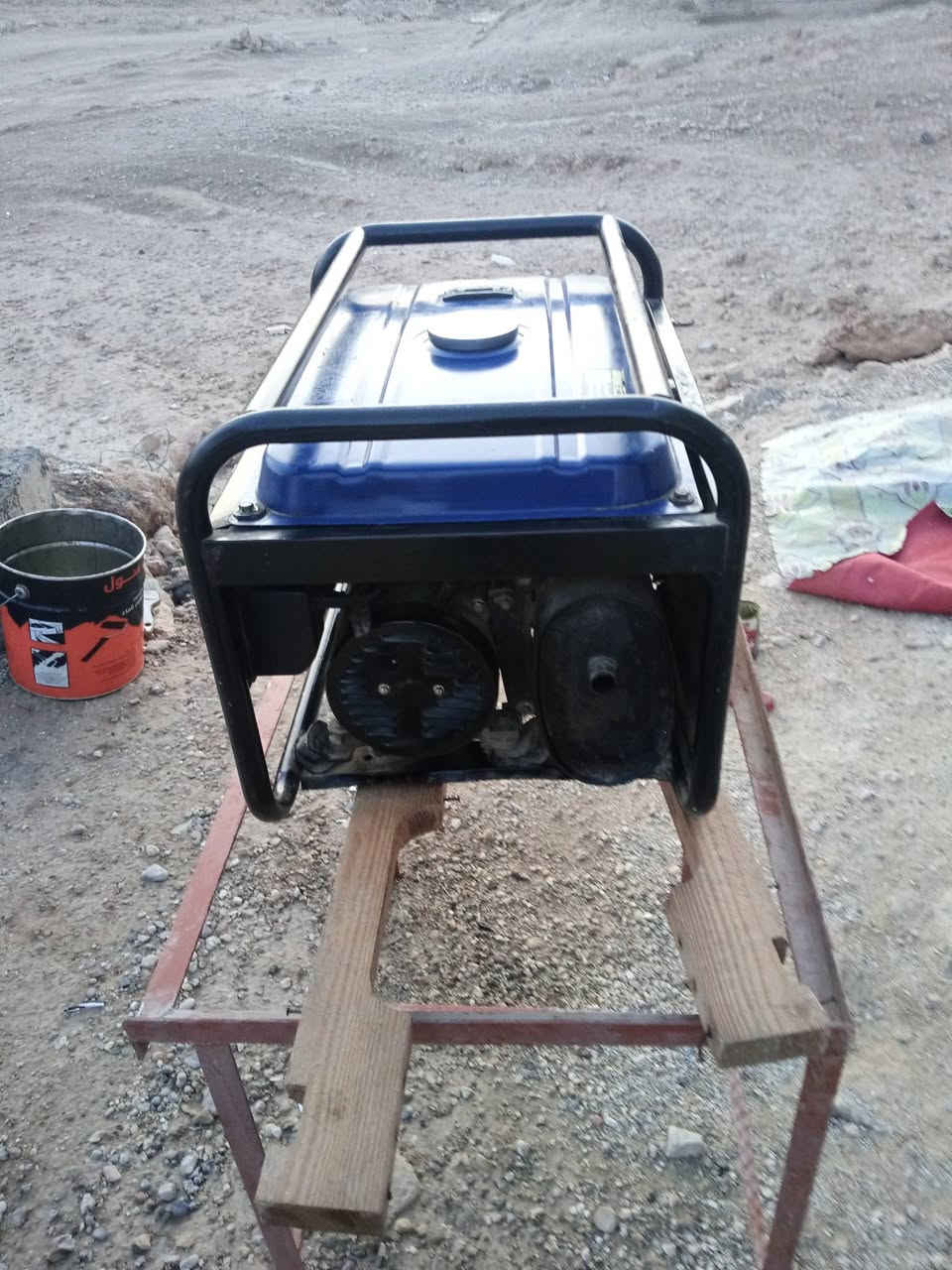 السلام عليكم يوجد مولد بانزين محرك نضيف شرط الفحص السعر150للاتصال ***********
