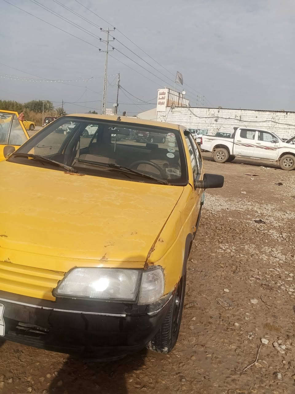 بيجو روا موديل 9 للبيع مكينه وكير يخبلن شواصي بلاد قليل خياس بيها رقم الاماني سنويه وراعي بيهاا هيئه مامسجله غرمات مادري شكد عليها ومالي علاقه بيهن ابيع كوم حديد الك تحويل يمي مكاني دوانيه عفك سعرها ب10 وبيها مجال للاتصال ‏‪***********‬‏ رجاء اخوي المو شراي لا يجي ويعامل تعبت من الوعود
