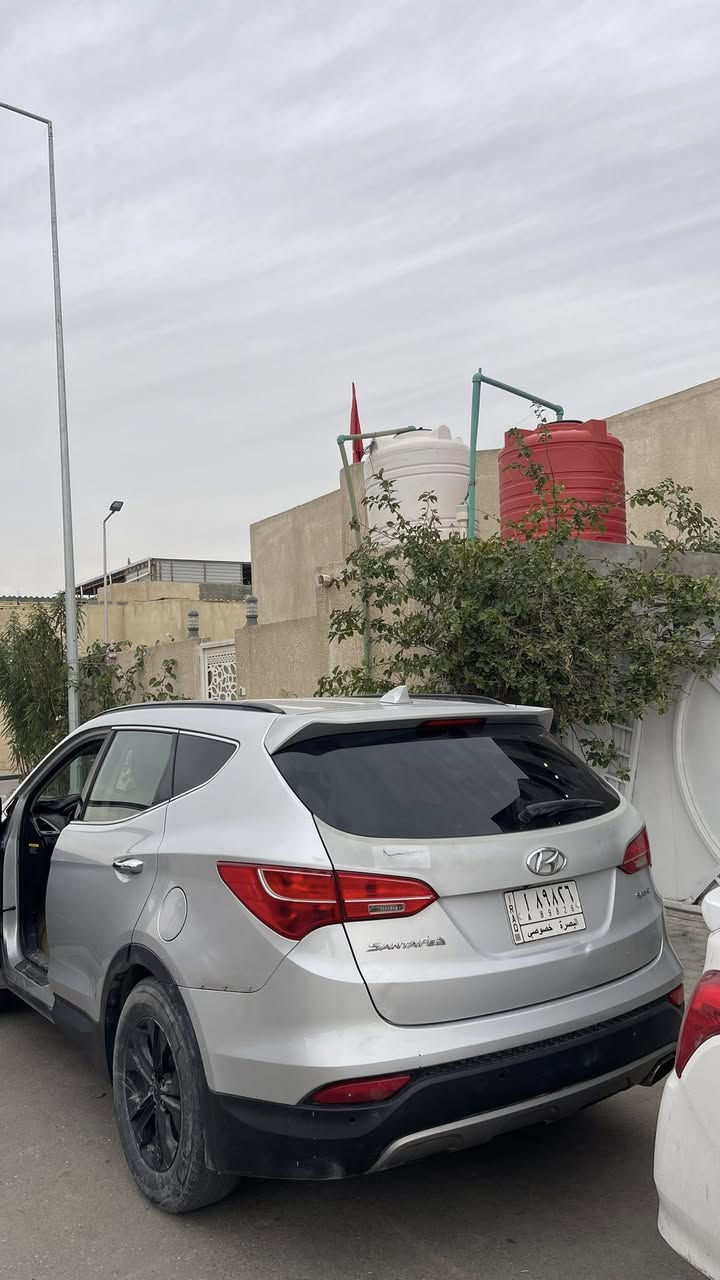 سنتافي 2014 وارد امريكي حادثها جاملغ امامي عكس السايق وبنيد وحادث بالعراق نفس الجهه موجود فيديو تبديل بيبان بدون صبغ مال تفصيخ وحاربالجاملغ الخلفي وصبغ وبيهه ملاحظات السنوية معوقين ماتداور الاكتاب من دائرة القاصرين  معناها تبقى باسم المعوق ويسويلك وكاله السعر105 وبيهه مجال *********** بي واتساب فقط المكان بصرة
