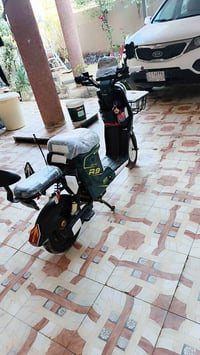 آر9 2025 • 5 بطاريات كبار • نظام R للخلف