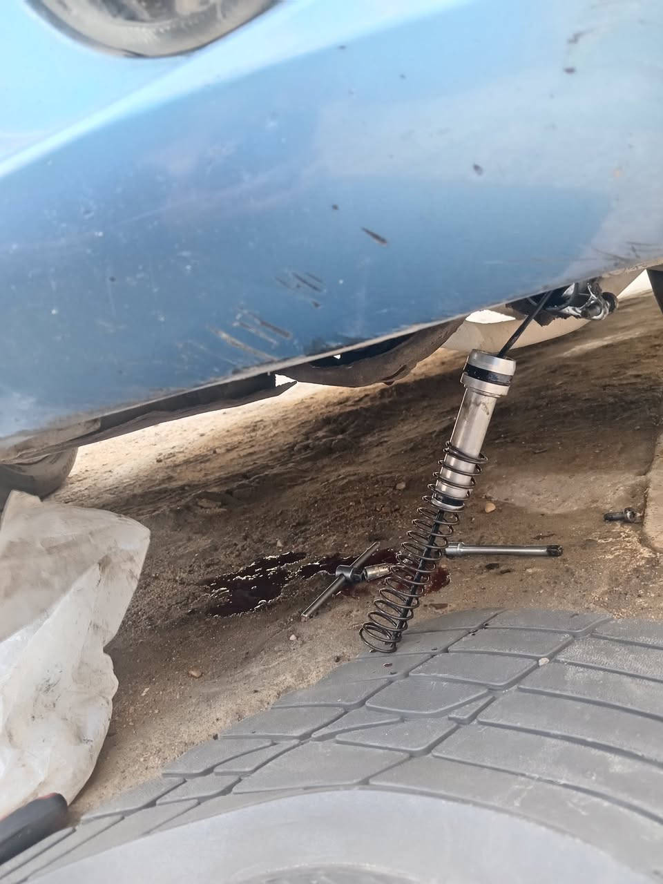 السلام عليكم  وكل عام وانتو بخير من أعمالنا المواقعية تبديل سيم كلج سيارة اي وان وتبديل فلتر كير مع هيدروليك بسبب ظهور وزه بلكير مع تبديل ولف تبخير لسيارة تيكو ١٣ بسبب حماوه وتبديل جوزات ضغط لسيارة اي فايف
الفني ابو مهيمن ***********
