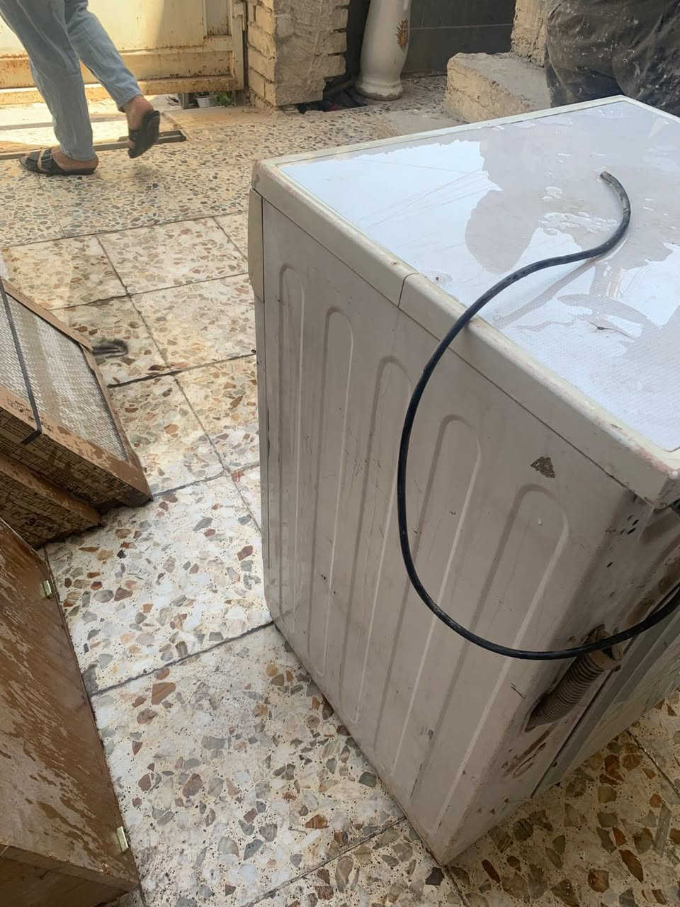 مستعجلين على بيعتها كلش اليوم لو باجر اريد ابيعها باب اول بـ٢٠٠ سعرها


**إذا كنت صاحب هذا الإعلان وتريد حذفه لأي سبب، رجاءا أرسل رسالة إلى الدعم الفني**
