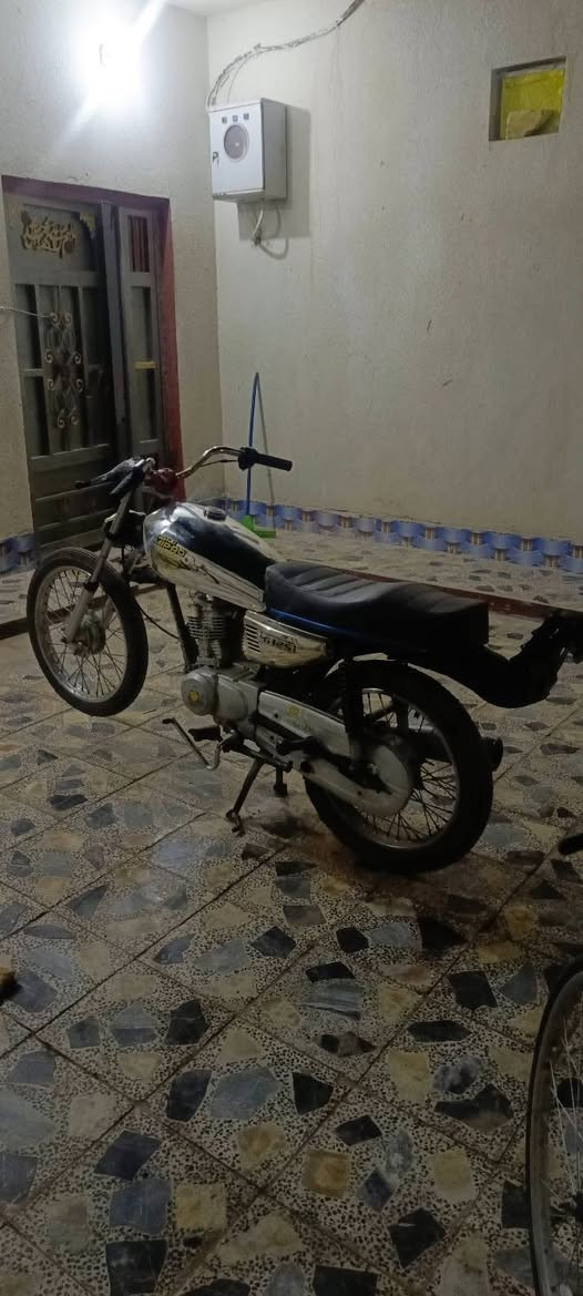 سلام عليكم درجة لبيع تعمير 23 مكينه متياز مفتوحه ولفات فقط شديت ولفات انتنس صفر واحد  دراجه كلك كلك مو اوراق سعر 400قفل ربع ماينزل مكان ناصريه قضاء الغراف تواصل خاص


**إذا كنت صاحب هذا الإعلان وتريد حذفه لأي سبب، رجاءا أرسل رسالة إلى الدعم الفني**