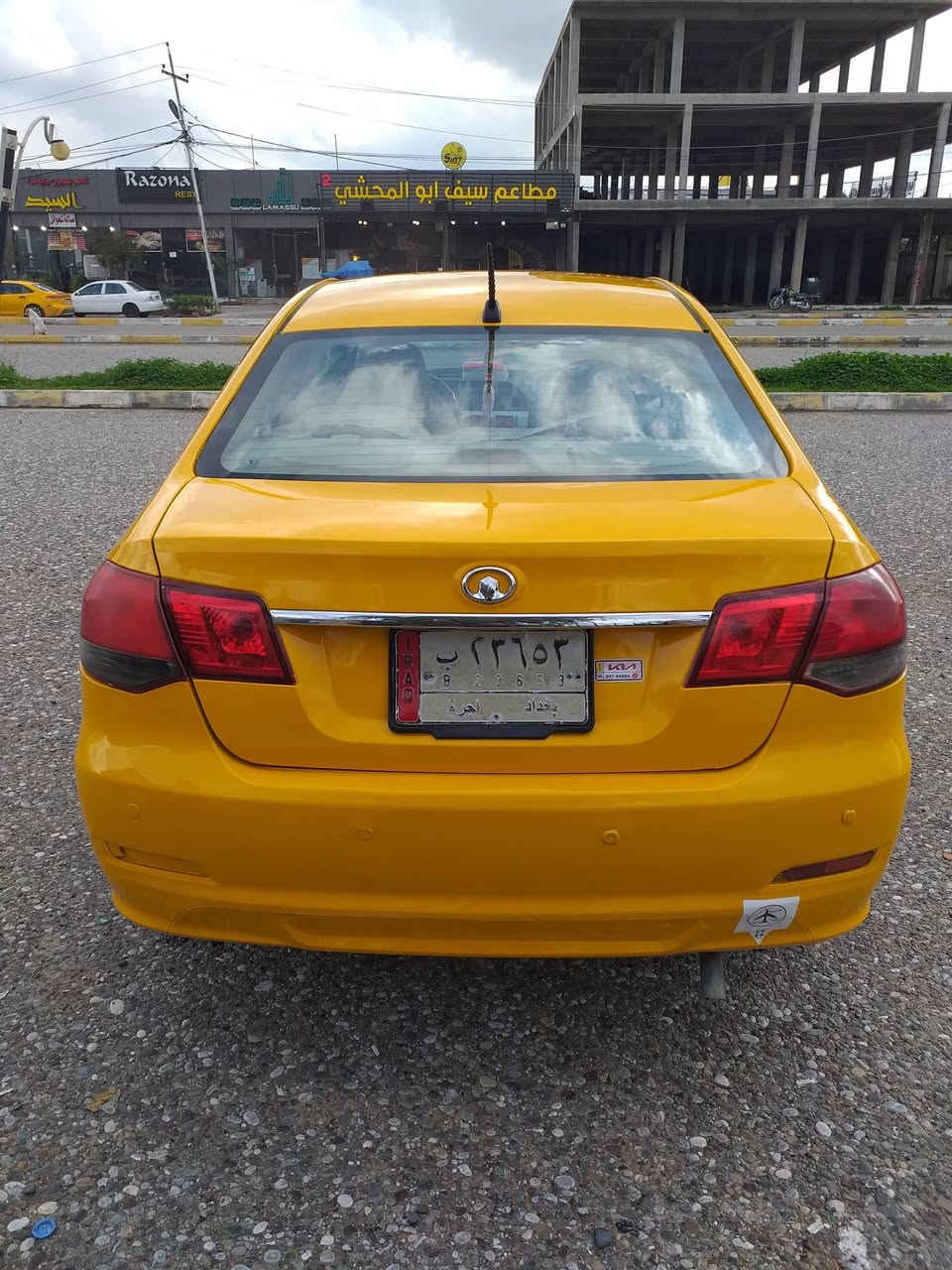 متاح اكريت ويل 2011 مشروع وطني هيه غرام صفر شرط تحويل  يل كوبون بنزين بيه ضرر تصفيلت بيه كير محرك شرط كير محرك يارس صدر جديد كهرابءياته كامله قفل مركزي دوشمه جديده *********** شراي يجي خاص وهذه رقمي ٥٢ بيه مجال
